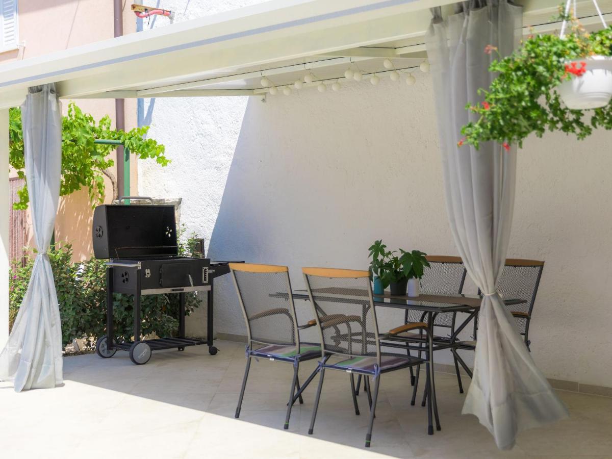Holiday Home Villa Karmen Sveti Petar u Sumi Exterior foto